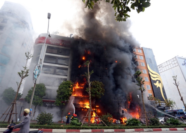 Ám ảnh những vụ cháy quán karaoke thảm khốc khiến nhiều người thiệt mạng - Ảnh 3.