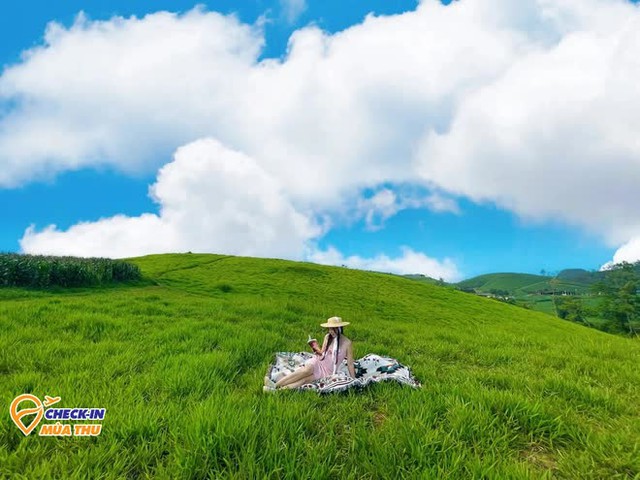 Địa điểm nhìn tựa màn hình máy tính, đang được dân du lịch tích cực săn lùng, nằm ở đâu? - Ảnh 3. Địa điểm nhìn tựa màn hình máy tính, đang được dân du lịch tích cực săn lùng, nằm ở đâu? - Ảnh 3.