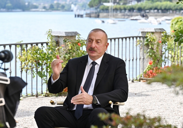 Tổng thống Azerbaijan nói không cạnh tranh thị trường châu Âu với Nga - Ảnh 1. Tổng thống Azerbaijan nói không cạnh tranh thị trường châu Âu với Nga - Ảnh 1.