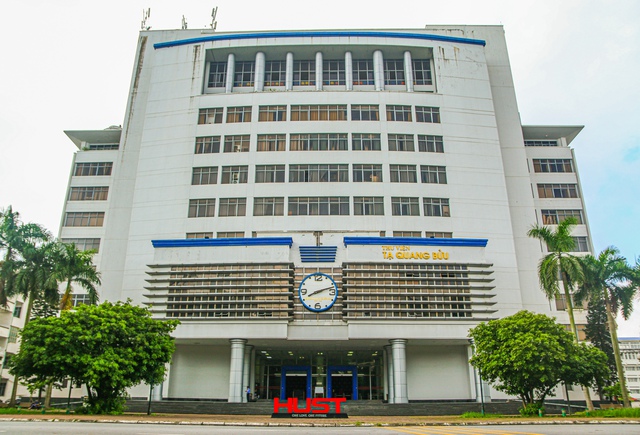 Trường đại học rộng nhất trung tâm Hà Nội, sinh viên phải tra bản đồ để tìm đường - Ảnh 5. Trường đại học rộng nhất trung tâm Hà Nội, sinh viên phải tra bản đồ để tìm đường - Ảnh 5.