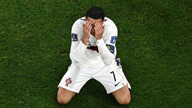  20 khoảnh khắc thể thao ấn tượng nhất 2022: Messi sắm vai GOAT, Ronaldo bật khóc tiếc nuối - Ảnh 4.
