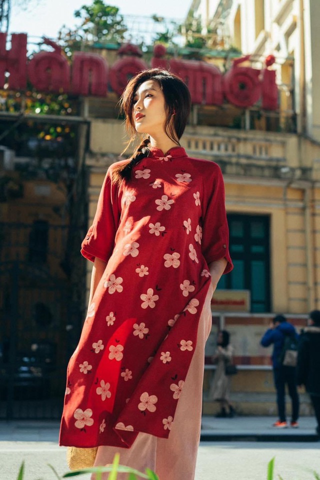  Những toạ độ chụp áo dài Tết siêu đẹp ở Hà Nội để có bộ ảnh rực rỡ đón mừng năm mới đến - Ảnh 7.