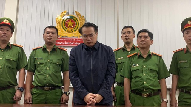 Bắt tạm giam Cục trưởng Cục Đăng kiểm Việt Nam - Ảnh 2.