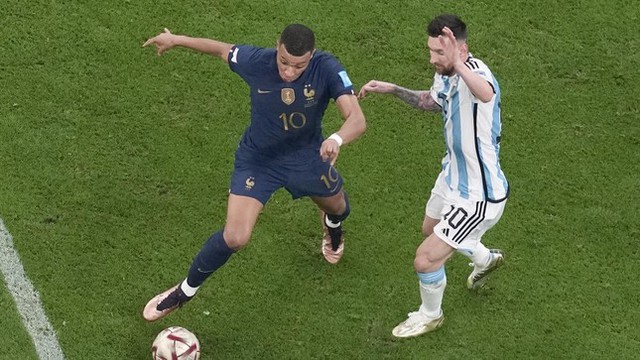 FIFA công bố đề cử The Best: Ronaldo ngồi ngoài, nhìn Messi đua tranh cùng Neymar và Mbappe - Ảnh 1.