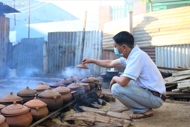 Ảnh: Đưa cá kho làng Vũ Đại lên Tây Nguyên, thu trăm triệu mỗi mùa Tết - Ảnh 10.