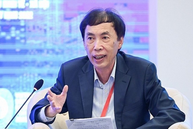 Tiến sĩ Võ Trí Thành: Năm 2022, ngành Công Thương đã vững tay chèo, vượt qua “sóng cả” - Ảnh 1.