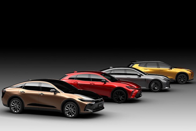 Theo xu thế, Toyota có thể biến sedan chủ tịch thành SUV với giá dự đoán quy đổi 3,5 tỉ đồng - Ảnh 1.