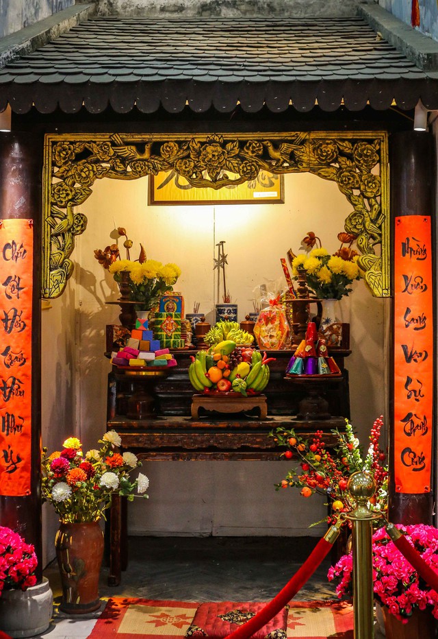 The Imperial Citadel of Thang Long recreates the worship tables and series of experiences towards the old Tet, many young families come to learn to display at home - Photo 15.