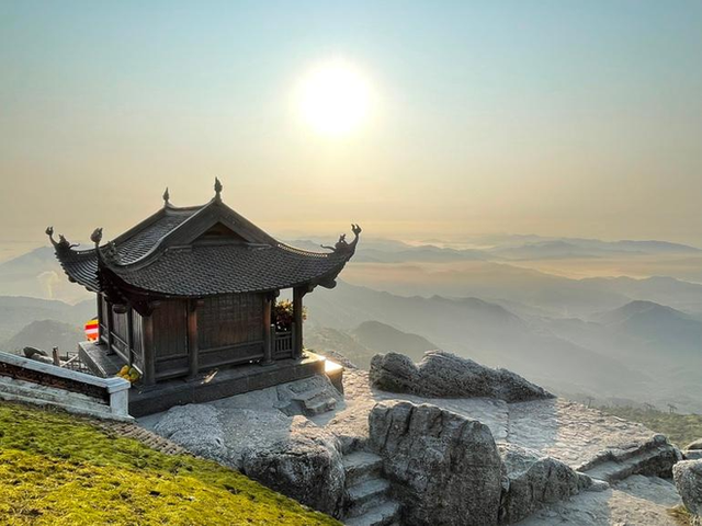 Famous temples in the North for this Lunar New Year, all coordinates are picturesque spring travel - Photo 1.