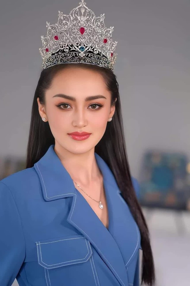 Câu chuyện truyền cảm hứng của người đẹp đại diện Đông Nam Á duy nhất lọt Top 16 Miss Universe: Học tiếng Anh để đổi đời, mong muốn lan tỏa tri thức đến người dân ở quê hương - Ảnh 10.