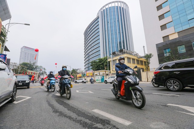 Cận cảnh thông xe tuyến đường hơn 340 tỉ đồng ở Hà Nội - Ảnh 6.