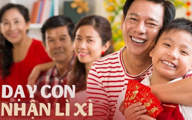 Cha mẹ nhất định phải dạy con 4 nghi thức này khi nhận lì xì: Vừa thể hiện lễ phép, vừa được đánh giá thông minh