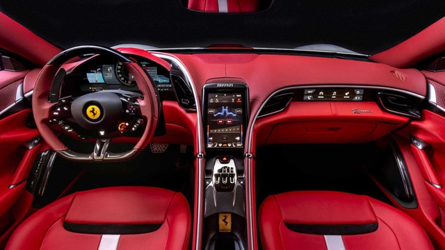 Ferrari Roma phiên bản đặc biệt có bộ ấm trà, hộp xì gà và cả... diều trong xe - Ảnh 1.