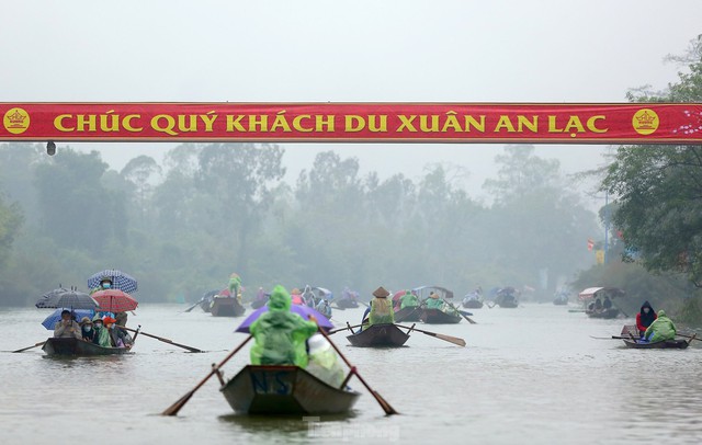 Điểm danh các lễ hội đầu xuân lớn bậc nhất Việt Nam để xách balo lên và đi - Ảnh 1.