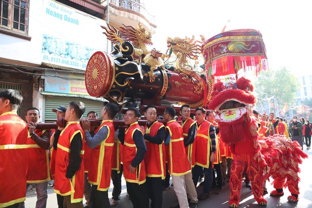 Tưng bừng lễ hội rước pháo khổng lồ ở làng Đồng Kỵ - Ảnh 3.