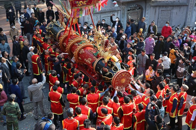 Tưng bừng lễ hội rước pháo khổng lồ ở làng Đồng Kỵ - Ảnh 1.