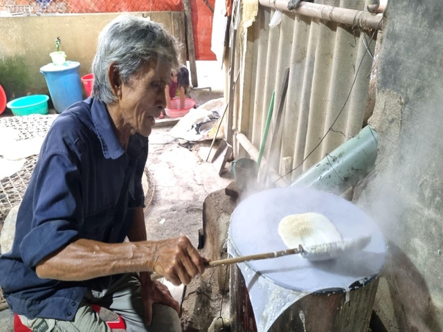 Làng bánh tráng nức tiếng 500 năm ở Đà Nẵng - Ảnh 1.