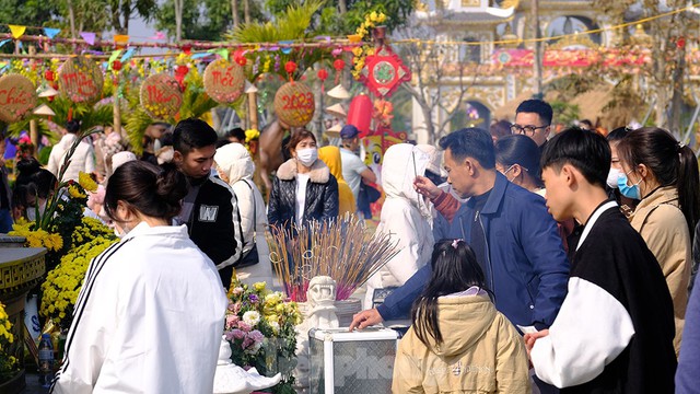 Du xuân tại ngôi chùa tuyệt đẹp nơi cửa biển xứ Thanh - Ảnh 10.