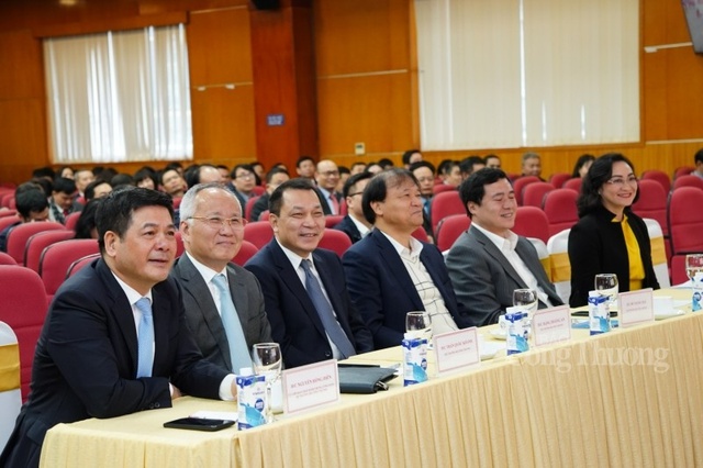 Bộ trưởng Nguyễn Hồng Diên: “Bộ Công Thương tiếp tục đổi mới vươn tới đỉnh cao” - Ảnh 1.