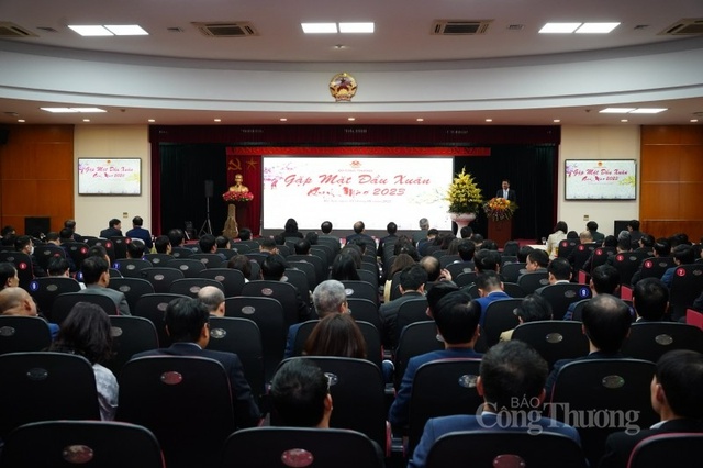 Bộ trưởng Nguyễn Hồng Diên: “Bộ Công Thương tiếp tục đổi mới vươn tới đỉnh cao” - Ảnh 6.