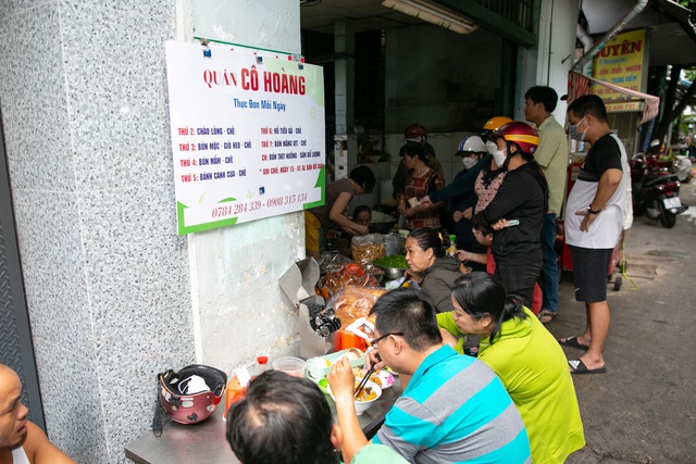 Restaurants don't take a stand when they sell a different dish every day, but they are always crowded - Photo 4.