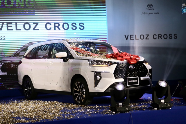 MPV đua giảm giá ở Việt Nam: Toyota Veloz nhập giảm đến 40 triệu để dọn kho - Ảnh 2.