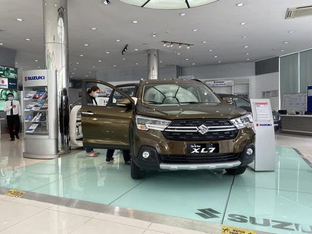 MPV đua giảm giá ở Việt Nam: Toyota Veloz nhập giảm đến 40 triệu để dọn kho - Ảnh 9.