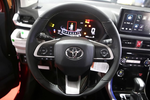MPV đua giảm giá ở Việt Nam: Toyota Veloz nhập giảm đến 40 triệu để dọn kho - Ảnh 6.