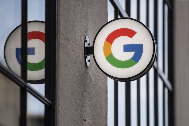  Kỳ tích 20 năm của Google vỡ vụn vì ChatGPT: ‘Cỗ máy quảng cáo’ bị yêu cầu chia tách, làn sóng gây chấn động thị trường 500 tỷ USD sắp dâng cao  - Ảnh 1.