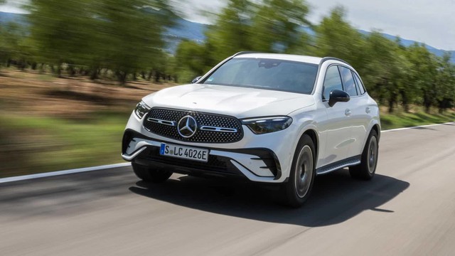 Mercedes-Benz GLC 2023 giá dự kiến tới 2,9 tỷ đồng tại Việt Nam: Đắt hơn BMW X3 nửa tỷ, nhập với số lượng ít - Ảnh 3.