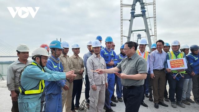 Thủ tướng Phạm Minh Chính kiểm tra Dự án cao tốc khu vực ĐBSCL - Ảnh 5.
