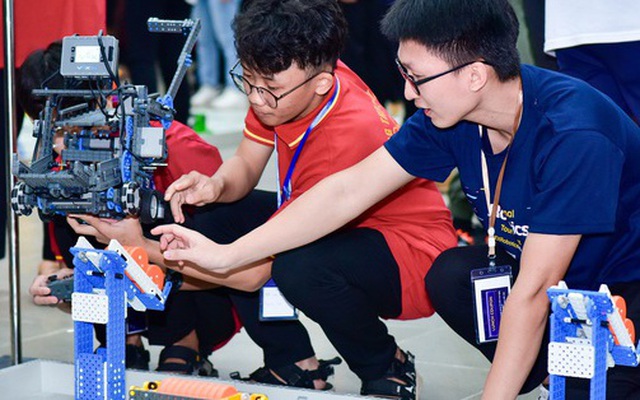 Lần đầu tiên, 20 nhóm học sinh Việt Nam sẽ tranh tài tại giải đấu Robotics lớn nhất thế giới