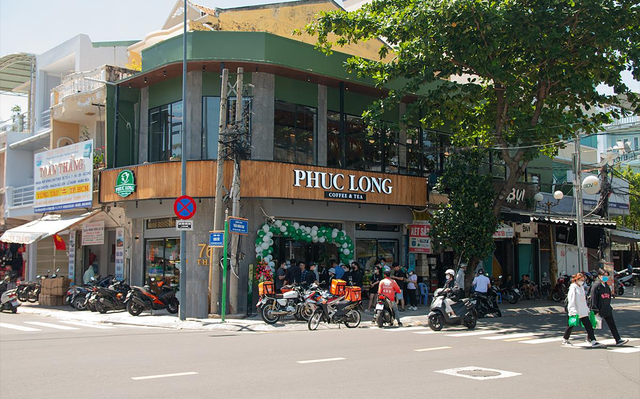 Phúc Long: Mô hình kiosk tích hợp vào WinMart/WinMart+ càng mở càng lỗ, các cửa hàng flagship mới là lực lượng "gánh team"