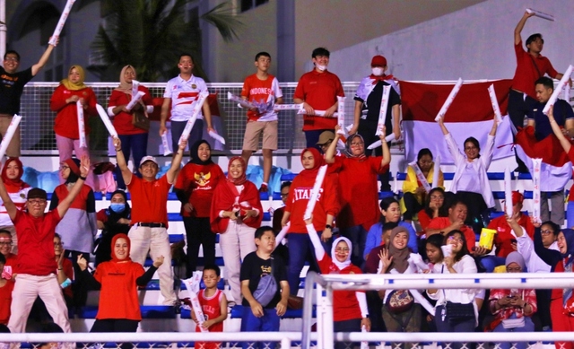 Cháy vé xem trận Indonesia với Việt Nam tại bán kết lượt đi AFF Cup 2022 - Ảnh 1.