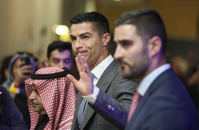Ronaldo: Tôi từ chối nhiều đội châu Âu để đến Al Nassr - Ảnh 1.