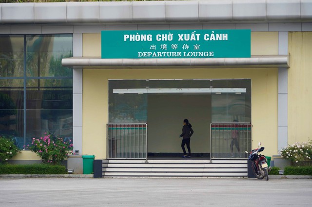 Cửa khẩu Móng Cái tất bật trước ngày thông thương biên giới Việt - Trung - Ảnh 12.