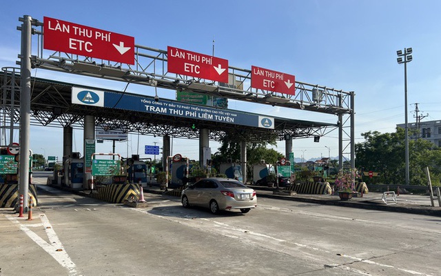 Hệ thống ETC tại nút giao Liêm Tuyền, cao tốc Cầu Giẽ - Ninh Bình. (Ảnh: Báo Đầu tư)