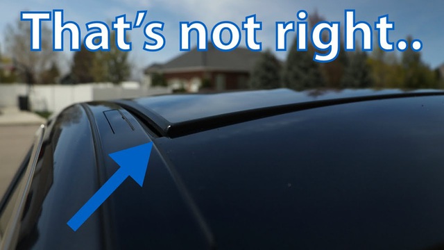 Mercedes-Benz mất 20 năm tìm lỗi khiến cửa sổ trời bung ra ngoài - Ảnh 2.