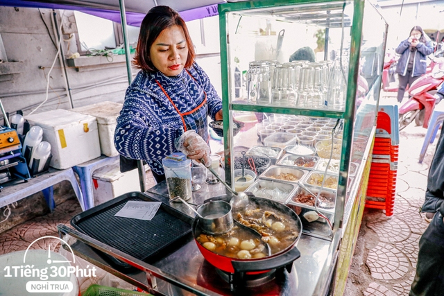 Khu tổ hợp Nam Trung Yên có gì mà dân văn phòng bất chấp gió rét vẫn tới ăn trưa cho bằng được? - Ảnh 9.