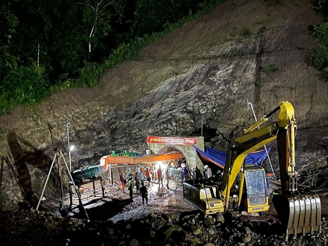 Công nhân bị đá rơi vào đầu tử vong trong hầm thủy điện ở Điện Biên - Ảnh 1.