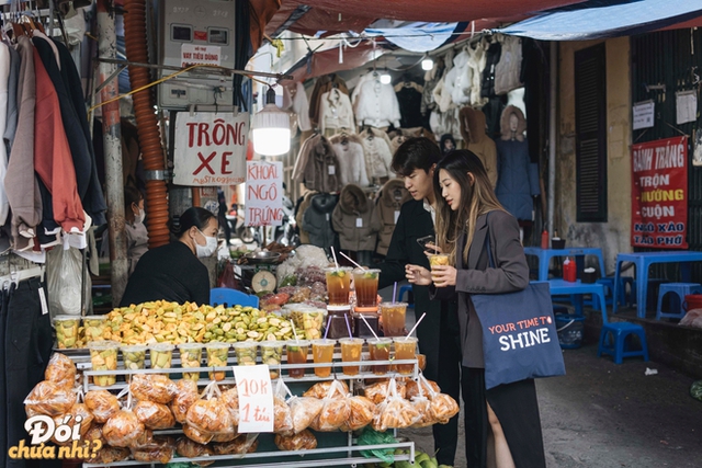 Discover the dining paradise in the most famous market of Hanoi students - Photo 9.