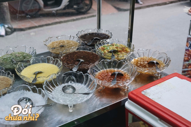 Discover the dining paradise in the most famous market of Hanoi students - Photo 18.