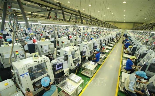 Dây chuyền sản xuất linh kiện điện tử tại Công ty TNHH Bokwang Vina (Khu công nghiệp Điềm Thụy, tỉnh Thái Nguyên). Ảnh minh họa: Hoàng Hùng/TTXVN