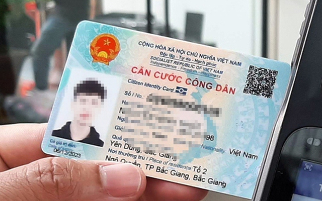 Đổi hộ khẩu có phải làm lại Căn cước công dân?