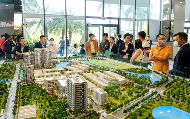 HoREA kiến nghị ngân hàng “nới tay một chút” cho doanh nghiệp bất động sản được vay tín dụng