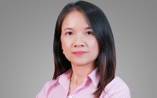 Bà Đinh Thị Huyền Thanh