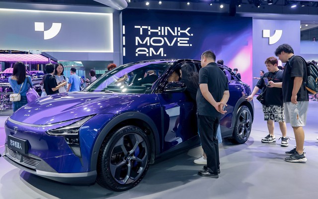 'Google của Trung Quốc' trình làng siêu phẩm EV: thiết kế như siêu SUV Lamborghini Urus, giá bán từ 870 triệu đồng