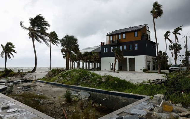 Kỳ lạ cách nhà giàu Mỹ tiêu tiền: Mua nhà ở khu vực đón bão, có BĐS được định giá hơn 93 tỷ đồng