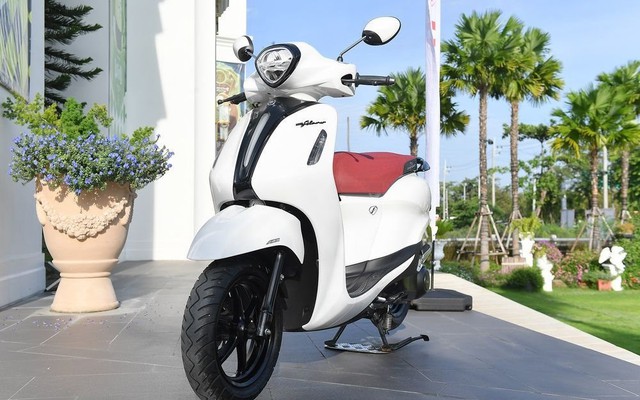 Lộ diện mẫu xe tay ga của Yamaha khiến SH Mode phải dè chừng: 1 lít xăng đi được 63 km, giá chỉ từ 42 triệu đồng