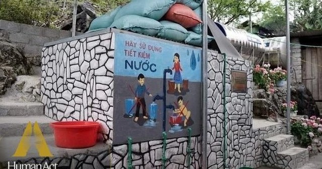 "Nồi cám tuổi thơ” và công trình giúp học trò thoát cảnh tắm nước lạnh mùa đông của thầy giáo vùng cao